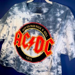 Med AC/DC crop top